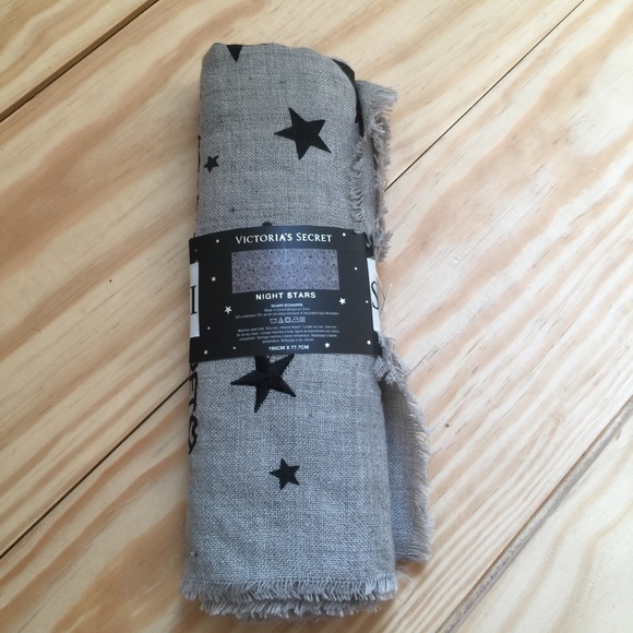 Victoria’s Secret winter angels night stars scarf - Picture 4 of 7